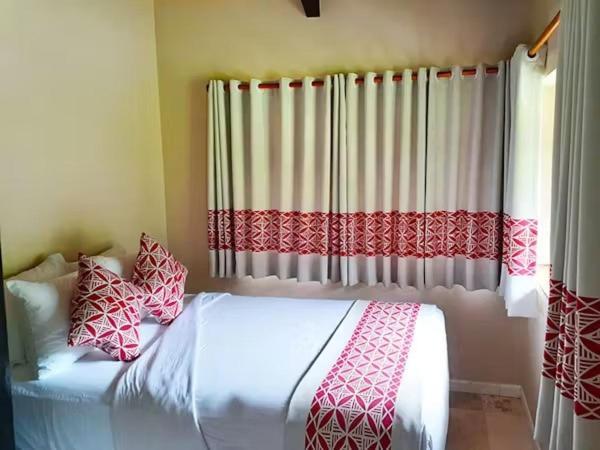 Survivor Samoa Beach Resort Falelatai Экстерьер фото