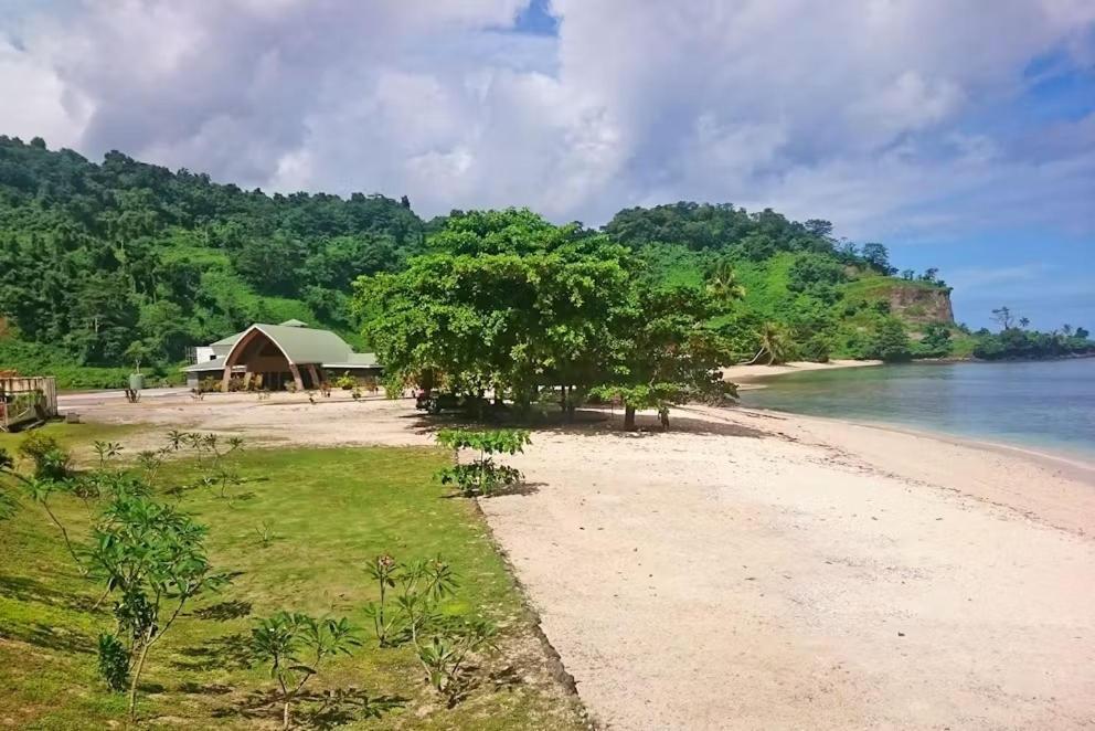 Survivor Samoa Beach Resort Falelatai Экстерьер фото
